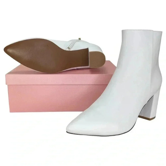 SMASH Shoes Chiku White Faux Leather Womens Ankle Boots Size 11W - Picture 12 of 13